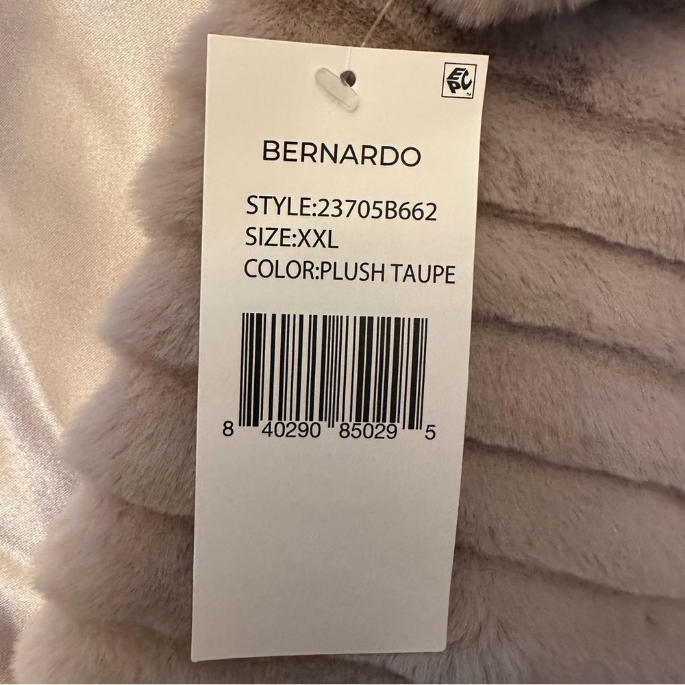 NWT/BERNARDO Chevron Quilted Faux Fur Jacket/SIZE: XXL - Picture 13 of 14